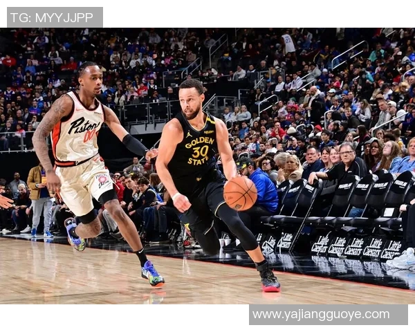 勇士大胜活塞迎来两连胜：重振旗鼓，重回巅峰